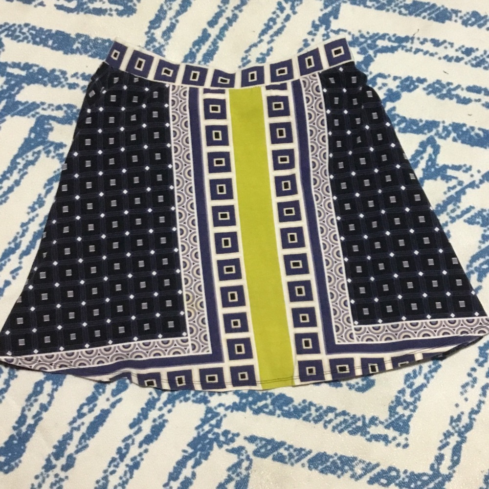 Xhilaration Geometric Twirl Skirt
